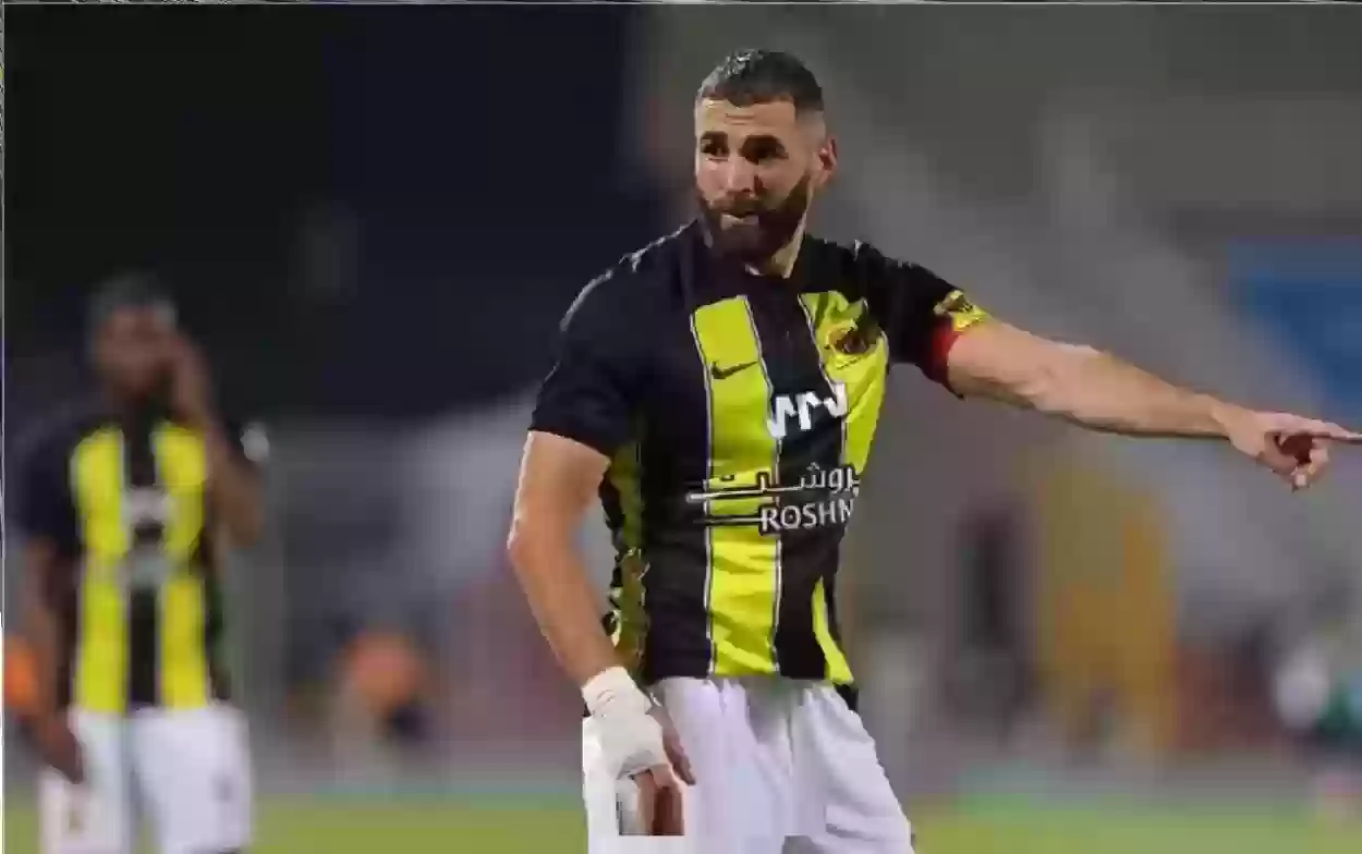 الاتحاد يوجه إنذارا للهلال بخطف نجم بورتو بصفقة خرافية