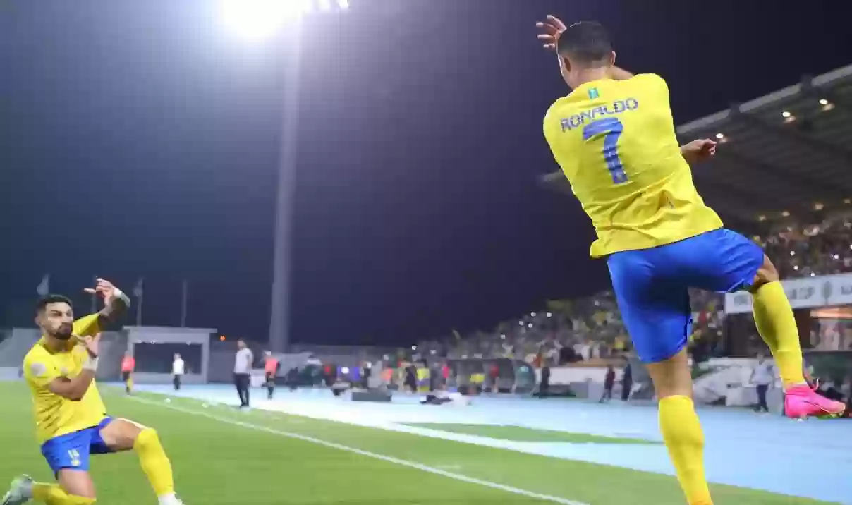 تيليس يكشف عن أول رد فعل بعد مغادرته النصر