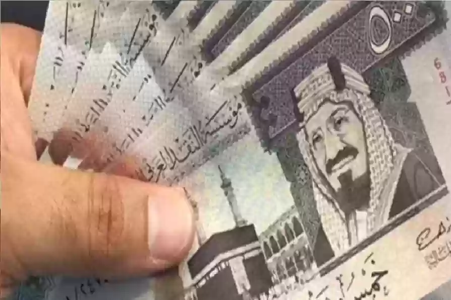 زيادة 300 ريال في رواتب الدفعة الأولى وصرف العوائد السنوية