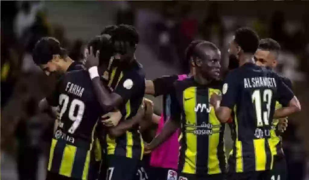 لاول مرة برشلونة يفاجئ الاتحاد بقرار مفاجئ حول كانتي