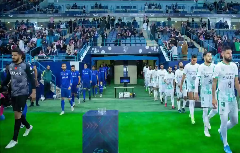 هياط الهلال في أعلى مستوياته