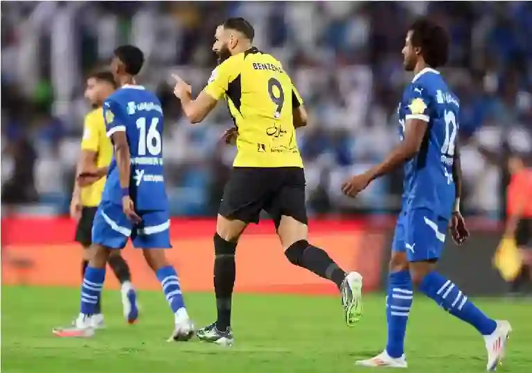 الاتحاد يفاجئ الهلال بطلب مثير قبل الكلاسيكو