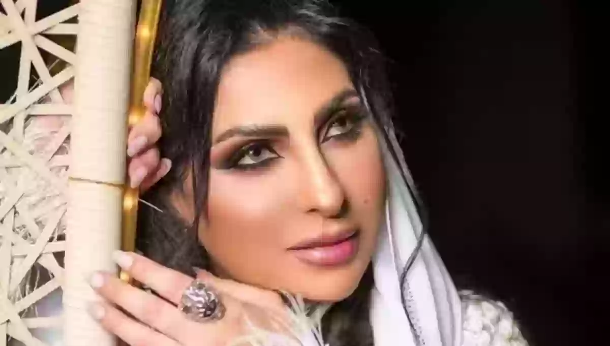 زينب العسكري