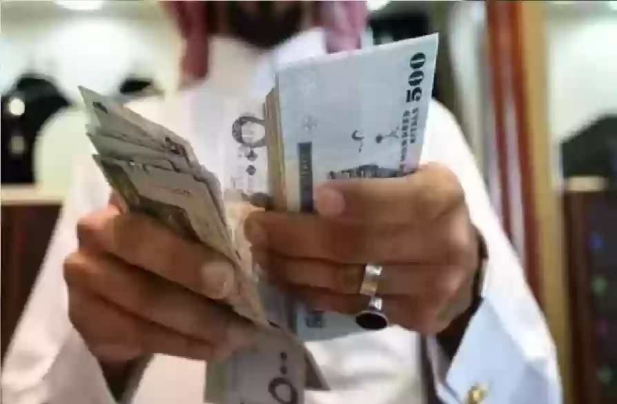 زيادة 1000 ريال في رواتب موظفي القطاعين الحكومي والخاص بتوجيه ملكي