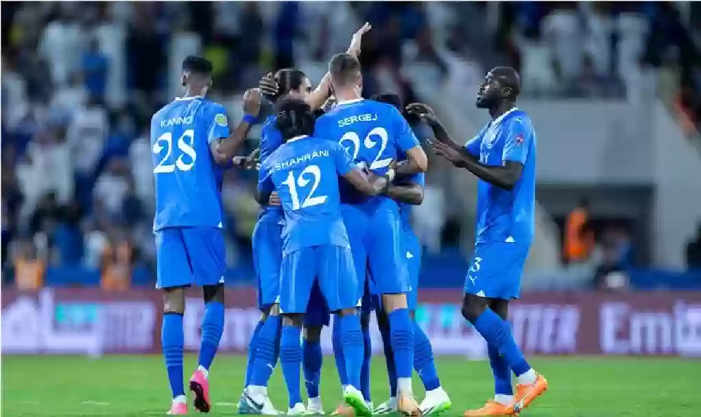 الهلال يتحرك لإنقاذ موسمه