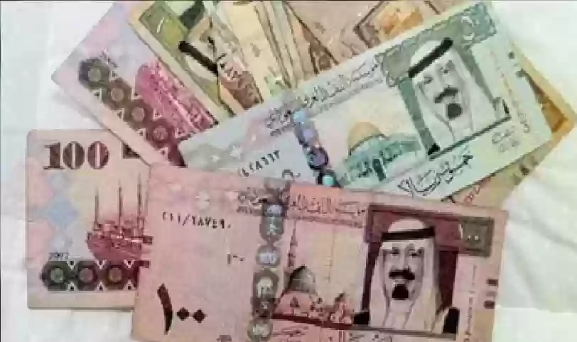 سعر 200 ريال سعودي امام الجنيه المصري اليوم الخميس