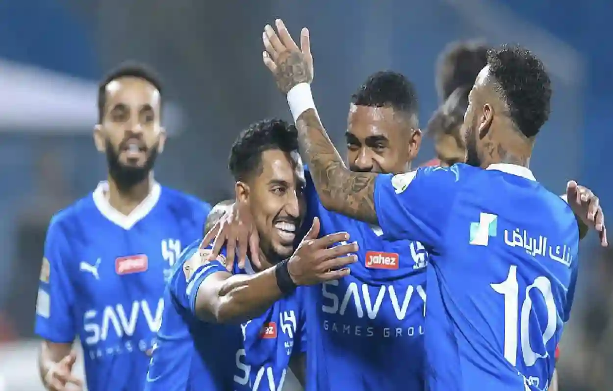 الهلال يثير الجدل مجددا