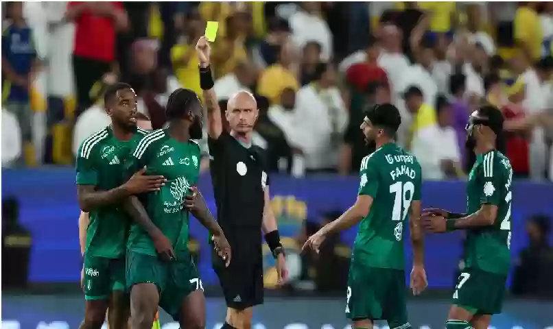 الأهلي السعودي يتقدم باحتجاج رسمي ضد النصر والهلال 