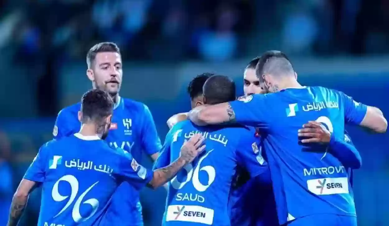 رحيل نجم الهلال بشكل رسمي قبل بداية الموسم