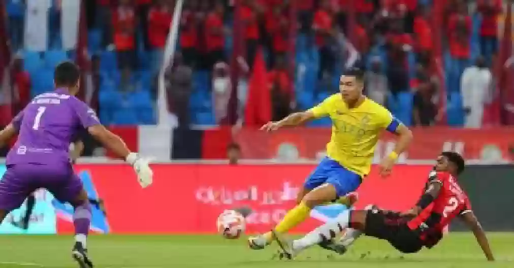 هل حرم النصر من ثلاث ركلات جزاء في مباراة الرائد