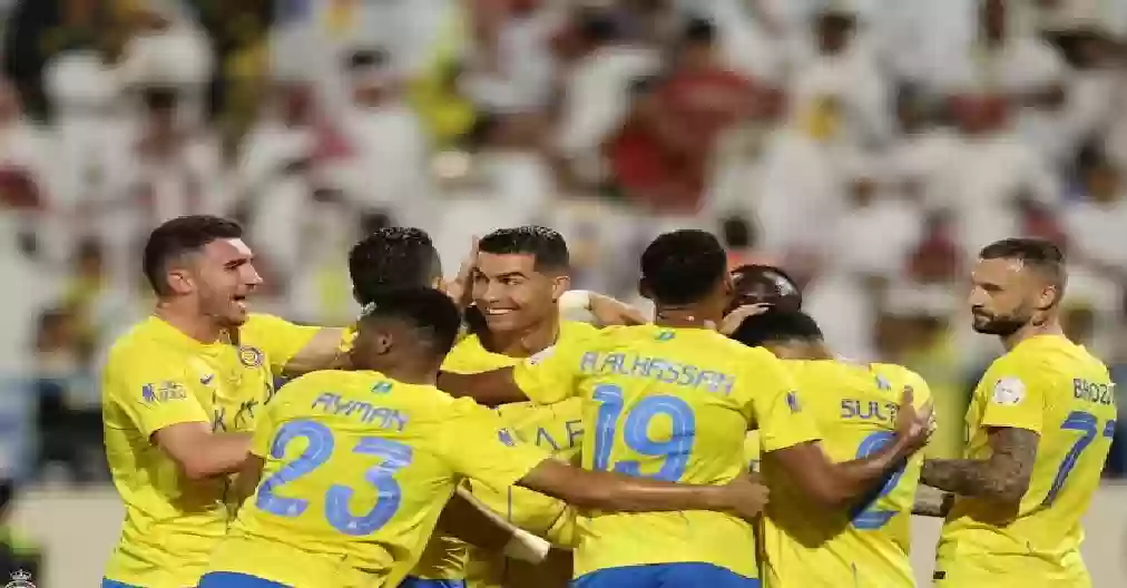 النصر يعقد اجتماع طارئ ويعد جماهيره بقرار هام