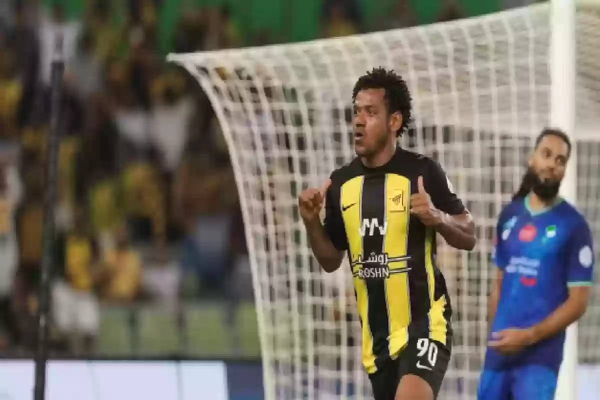 الاتحاد يقلب الطاولة على الفتح ويخطف الصدارة من الهلال 