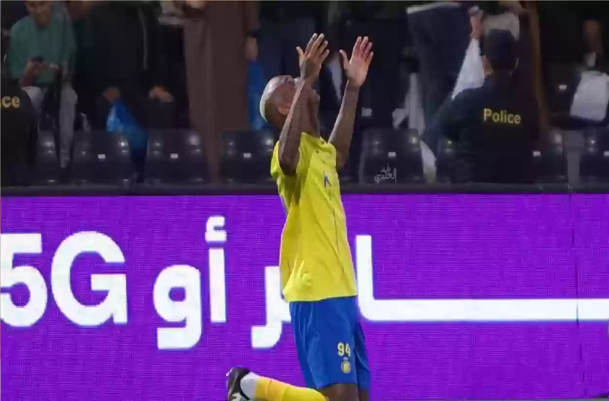 تاليسكا يلقن المهيدب درسا ويفاجئ جمهور النصر 